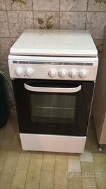 Cucina a gas con forno – 4 fuochi