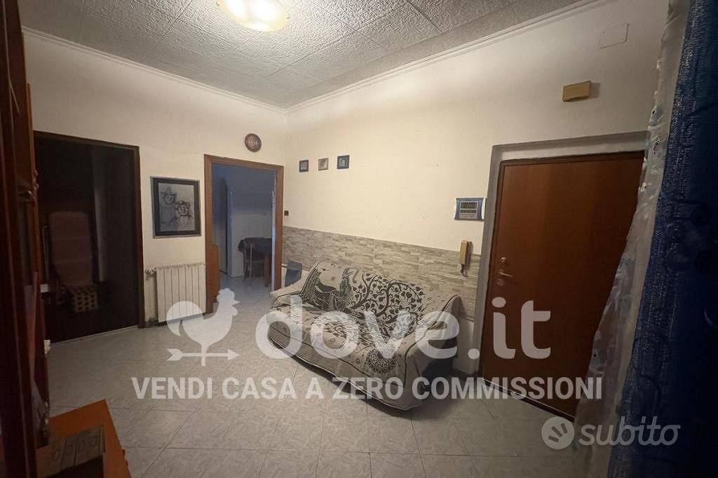 Appartamento – Genova, Rivarolo, Val Polcevera - Vista 3