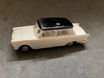POLITOYS n. 26 – FIAT 1800 Scala 1:41