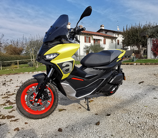 Aprilia sr gt 125 SPORT