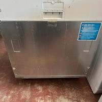 Lavastoviglie Indesit