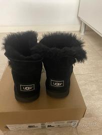 UGG neri