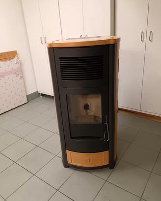 stufa a pellet Mcz