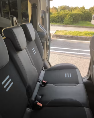 FORD TOURNEO COURIER ACTIVE in garanzia 5 posti