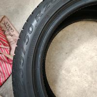 gomme 235/50/R20/104V