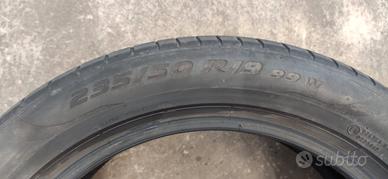 Pneumatici estivi 235 50 19 usati