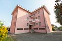 4-locali-con-box-e-cantina
