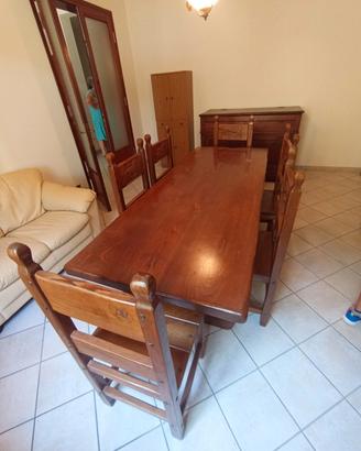 tavolo e sedie in legno massello 
