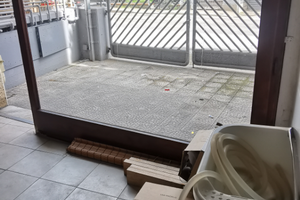 Locale commerciale multiuso