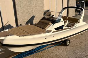 Nuova Jolly prince 30 sport cabin 2026 visibile