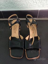 👡 Sandali con tacco medio e cinturino – Donna