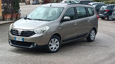 Dacia Lodgy 1.6 benzina/metano km 142.500 pari al 