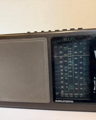 Radio Grundig Concert Boy 225