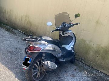 Piaggio Beverly 250 - anno 2004