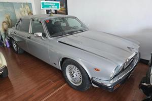 JAGUAR Sovereign 5.3 HE