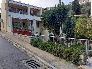 Villa a schiera a 100 mt.dal mare