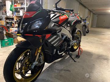 Aprilia Tuono Factory