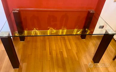 Tavolo in vetro temperato
