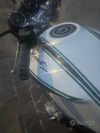 Honda hornet 900