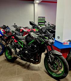 Kawasaki Z 900 2024 KM 9000 UNIPRÒ