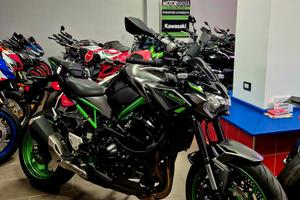 Kawasaki Z 900 2024 KM 9000 UNIPRÒ