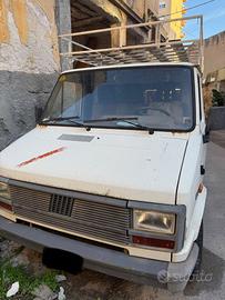 Furgone Fiat ducato + attrezzatura da mercato