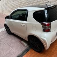 TOYOTA iQ - 2010 Unica 1300