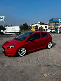 Fiat grande pubto