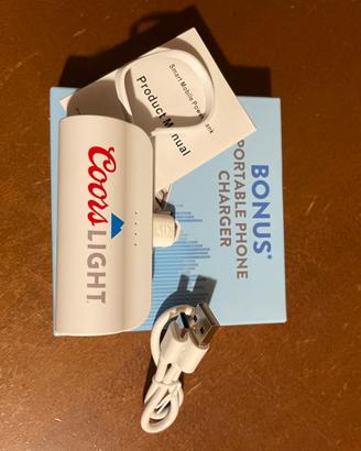 PowerBank portatile 5000 mAh con cavi integrati