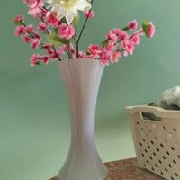 vaso color lilla in vetro