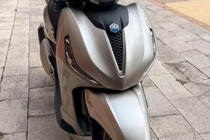 Piaggio Beverly 300
