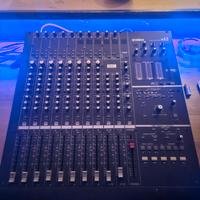 Mixer Regia Yamaha N12