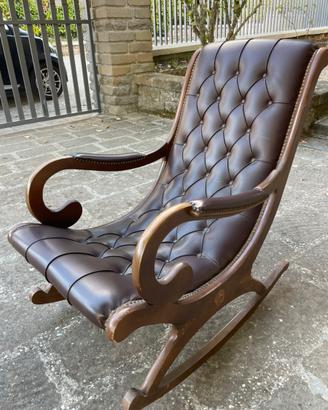 SEDIA A DONDOLO PELLE E LEGNO VINTAGE