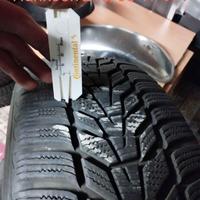 gomme Hankook estive 215 65 17 99v 