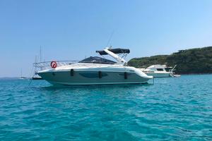 CRANCHI 33 ENDURANCE (2012) – Sostanza e comfort