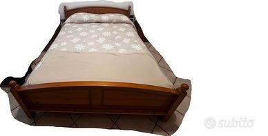 LETTO MATRIMONIALE IN LEGNO MASSELLO DI PINO