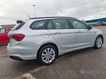 Fiat Tipo 1.4 T-Jet 120CV GPL SW Lounge-EURO 6b-