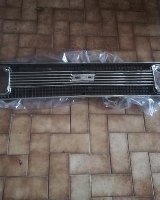 Mascherina Fiat 131 Supermirafiori. 