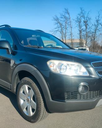 Chevrolet Captiva 2.0 VCDi 2WD 7 POSTI NEOPATENTAT