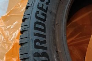 4 Pneumatici invernali Bridgestone 205 55 r17 95v