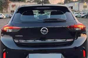 Opel corsa 1.2 elegance ottobre 2023
