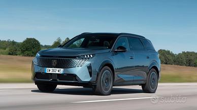 Peugeot 5008 PEUGEOT 5008 Hybrid 145 e-DCS6 Allure