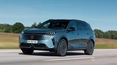 Peugeot 5008 PEUGEOT 5008 Hybrid 145 e-DCS6 Allure