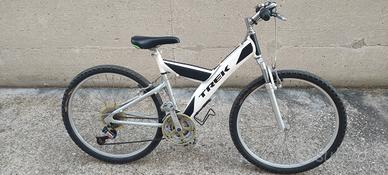 Mountain bike 26"Pininfarina personalizzata trek