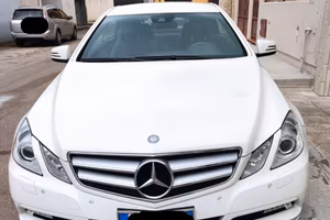 Mercedes e220 coupe classe E 