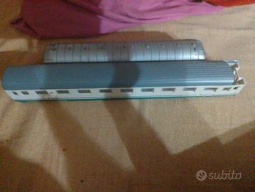 vagoni passeggeri lima non spedisco 