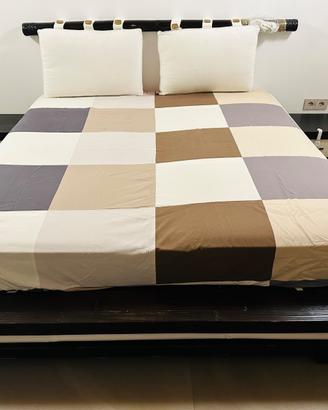 Letto in bambù con 2 comodini