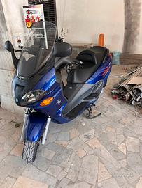 Piaggio x9