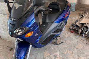 Piaggio x9