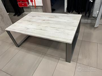 Tavolo ideale negozio